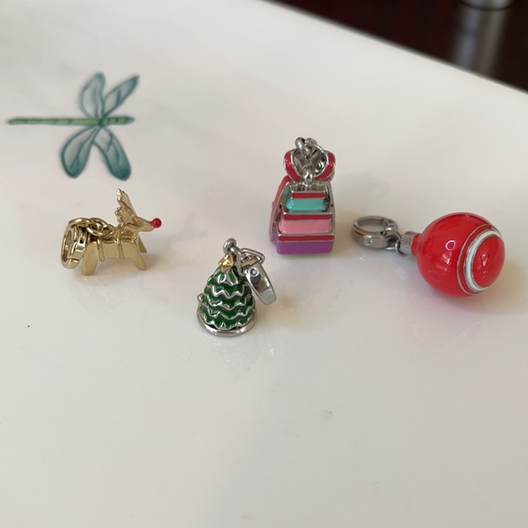 Fossil Christmas Pendants - Picture 2 of 7